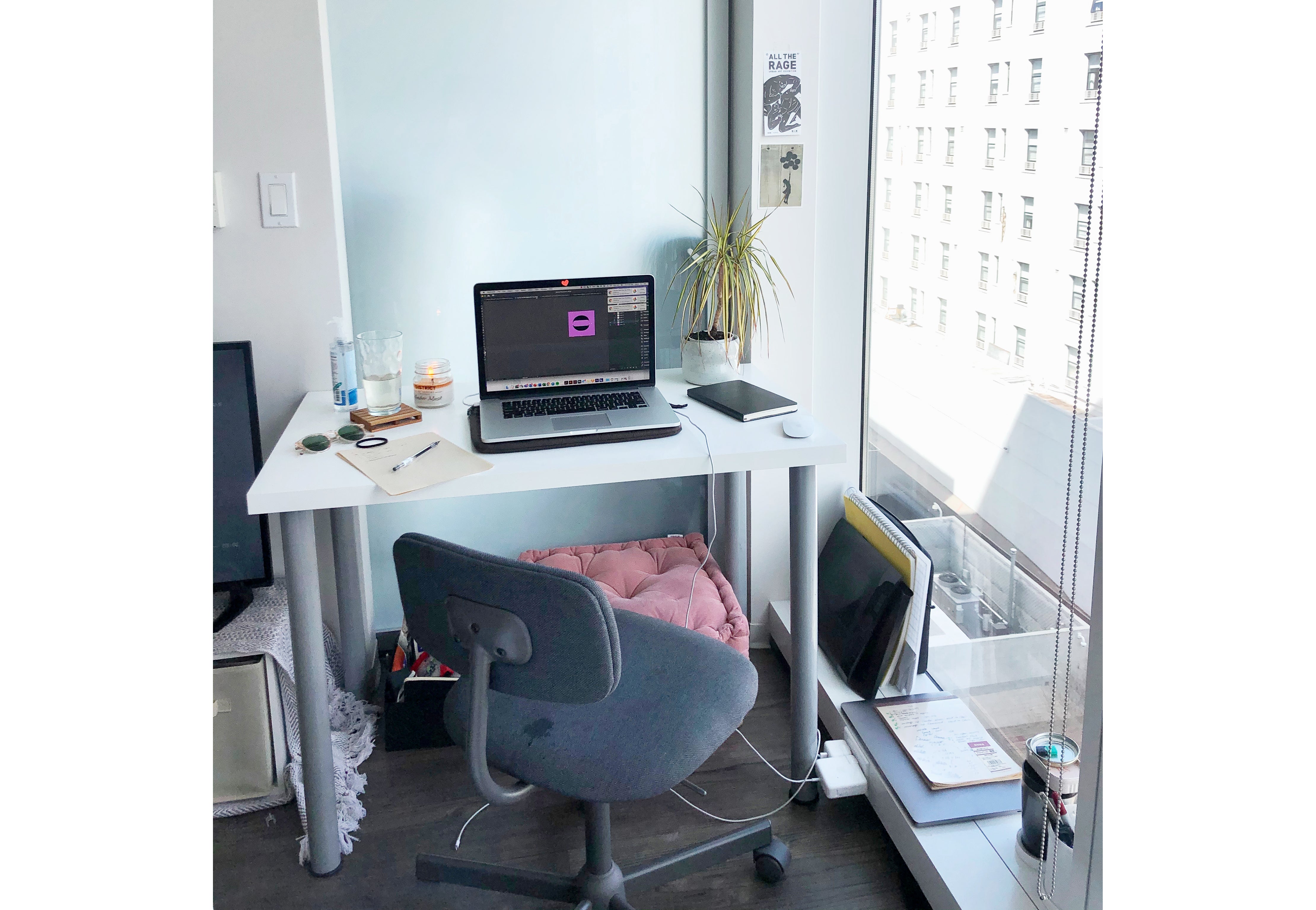 10 Ways You Can Plan Your Wedding From Home